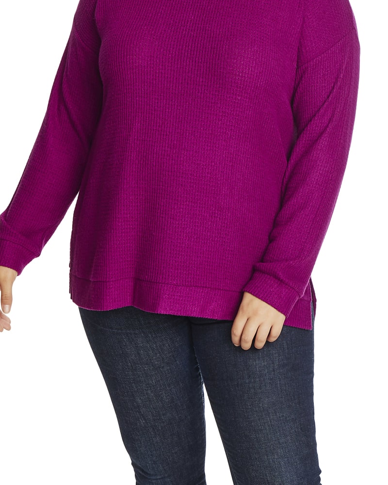 Front of a model wearing a size 1X Carrie Cross Back Top in CRUSHEDBERRY by 1.State. | dia_product_style_image_id:262282